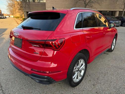 2022 Audi Q3 45 S line Premium Plus