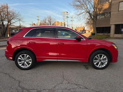 2022 Audi Q3 45 S line Premium Plus