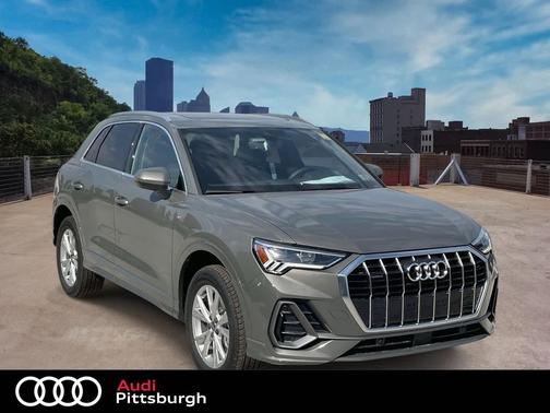 2025 Audi Q3 Premium 45 TFSI S line quattro Tiptronic