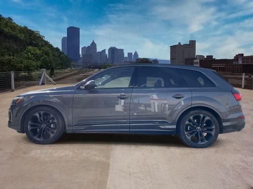 2026 Audi Q7 55 Premium Plus