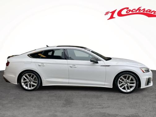 2023 Audi Q7 55 Premium Plus