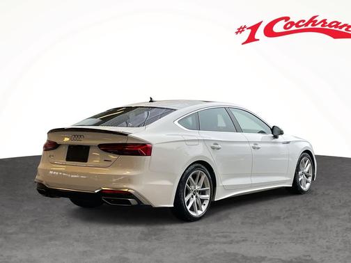 2023 Audi Q7 55 Premium Plus