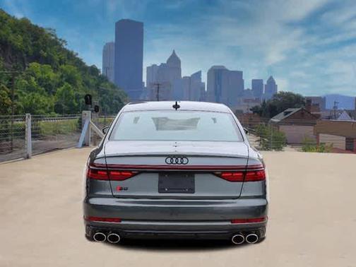2025 Audi S8 4.0T