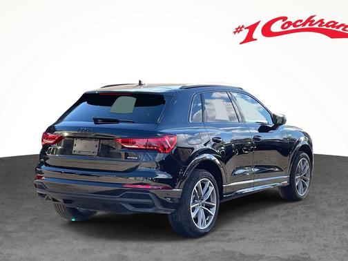 2025 Audi Q3 Premium 45 TFSI S line quattro Tiptronic