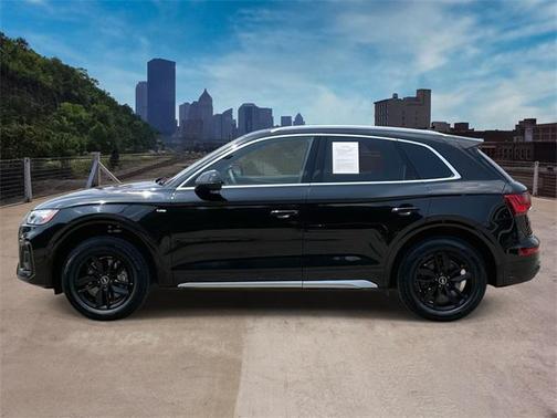2022 Audi Q5 45 S line Premium