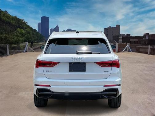 2022 Audi Q3 45 S line Premium Plus