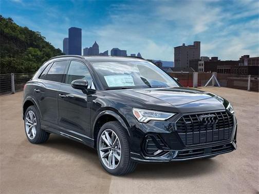 2025 Audi Q3 Premium 45 TFSI S line quattro Tiptronic
