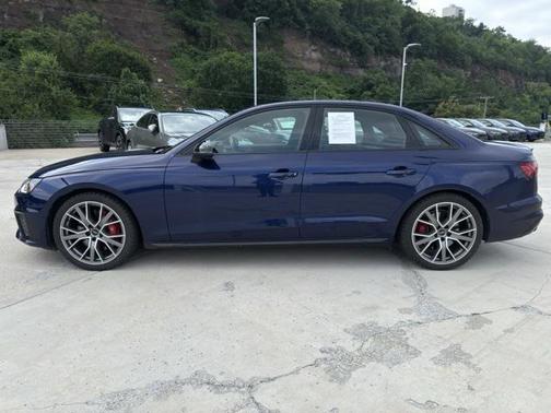 2023 Audi S4 Premium Plus TFSI quattro Tiptronic