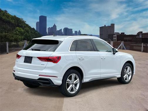 2024 Audi Q3 45 S line Premium Plus