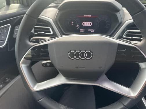 2024 Audi Q4 e-tron Premium Plus 50 quattro