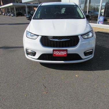 2024 Chrysler Pacifica Touring-L