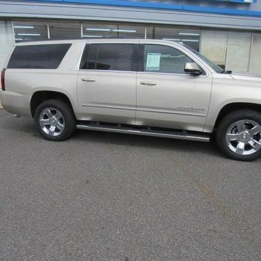 Champagne Silver 2017 Chevrolet Suburban LT