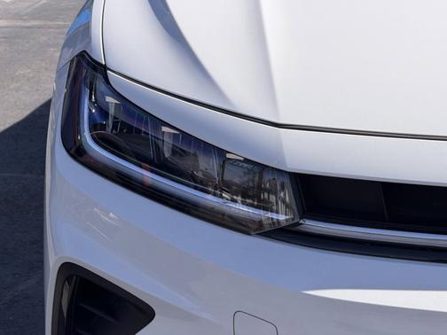 Pure White 2025 Volkswagen Jetta 1.5T Sport