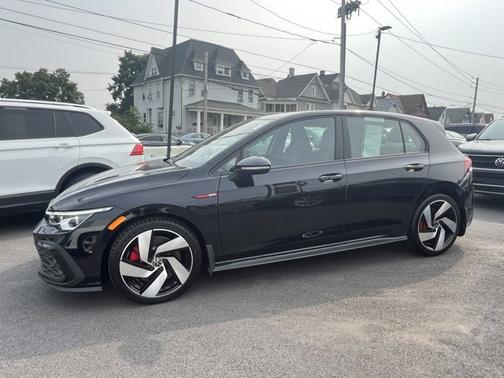 2024 Volkswagen Golf GTI 2.0T S