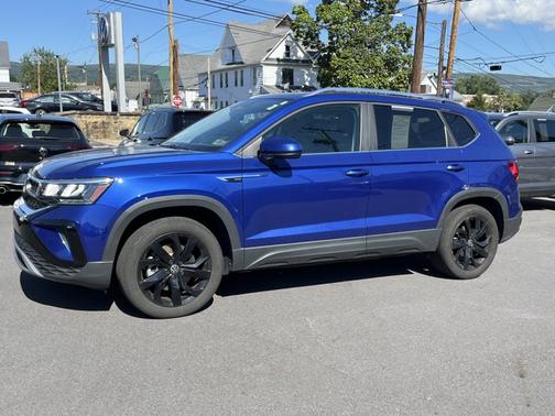 2022 Volkswagen Taos 1.5T SE