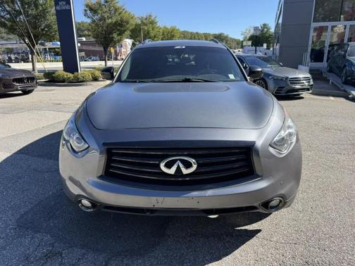 2016 INFINITI QX70 Base