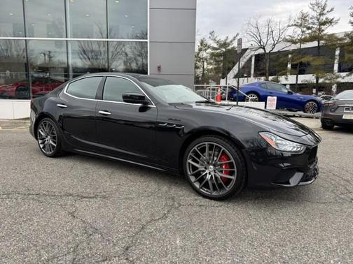 2022 Maserati Ghibli Modena Q4 ~