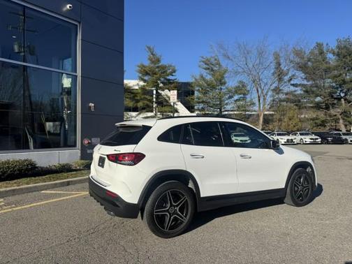 2021 Mercedes-Benz GLA 250 Base