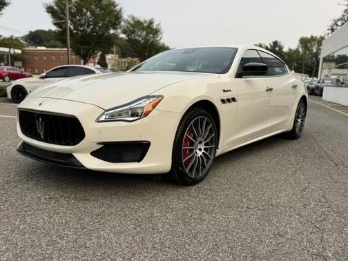 2024 Maserati Quattroporte Modena Ultima Q4