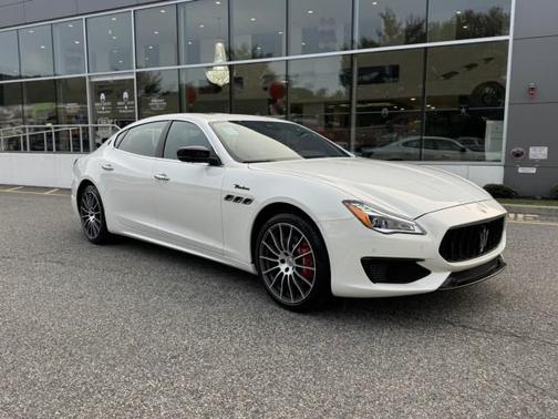 2024 Maserati Quattroporte Modena Ultima Q4