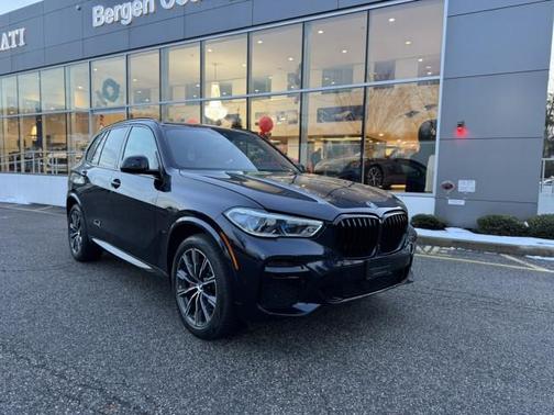 2023 BMW X5 xDrive40i ~ M SPORT & EXECUTIVE PACKAGE !!