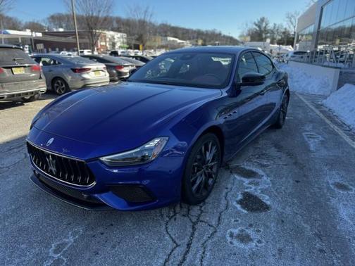 2022 Maserati Ghibli Modena Q4 ~ Sportivo & NERISSIMO Package OVER $101k MSRP, LOADED !!