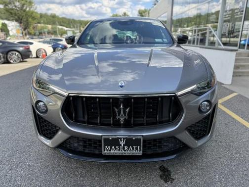 2022 Maserati Levante Modena