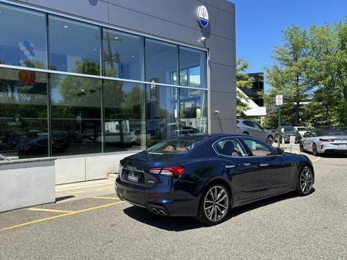 Blu Nobile Tri-Coat 2023 Maserati Ghibli Modena Q4