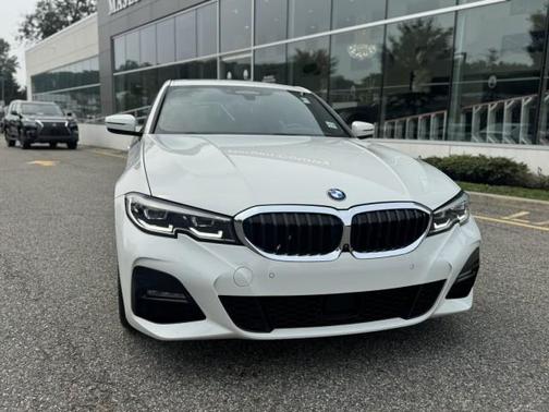 2021 BMW 330 i xDrive