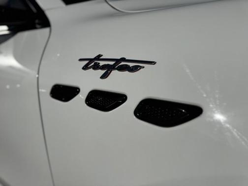 2024 Maserati Grecale Trofeo