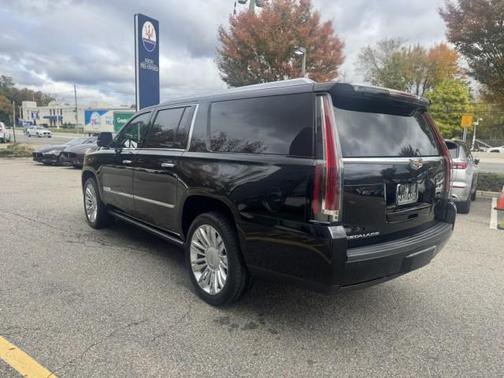 2017 Cadillac Escalade ESV Platinum