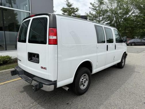 2022 GMC Savana 2500 Work Van