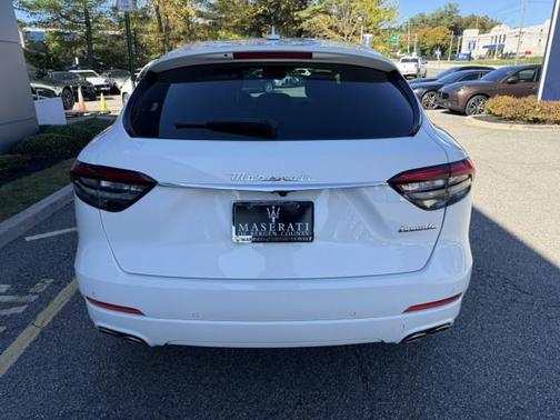 2023 Maserati Levante GT