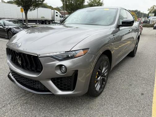 2022 Maserati Levante Modena