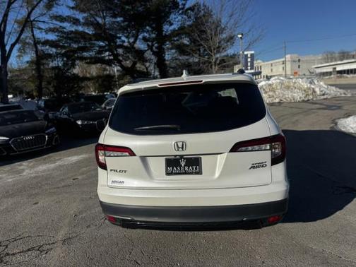 2022 Honda Pilot AWD Sport