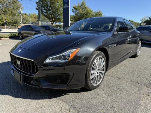 2022 Maserati Quattroporte Modena Q4