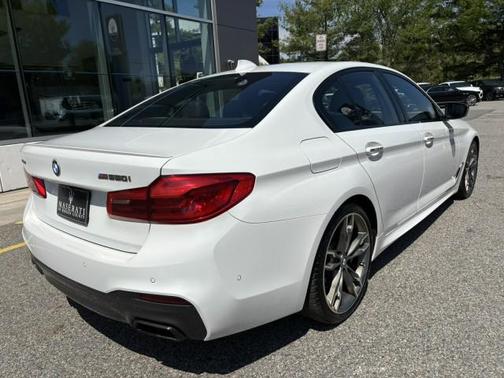 Alpine White 2018 BMW M550 i Xdrive