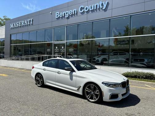 Alpine White 2018 BMW M550 i Xdrive