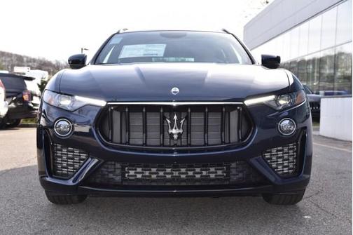 2022 Maserati Levante Modena