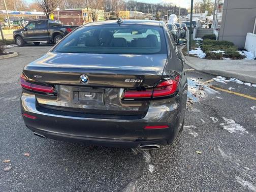 2022 BMW 530 i xDrive