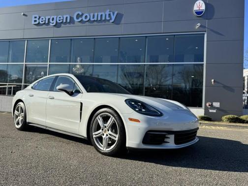 2020 Porsche Panamera 4 AWD