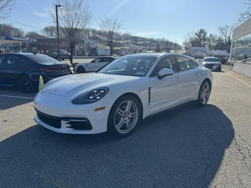 2020 Porsche Panamera 4 AWD