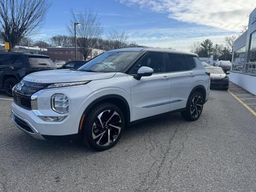 2023 Mitsubishi Outlander SE S-AWC