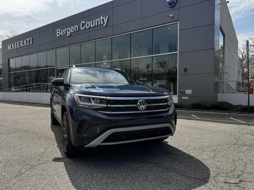 2022 Volkswagen Atlas Cross Sport 3.6L V6 SE w/Technology