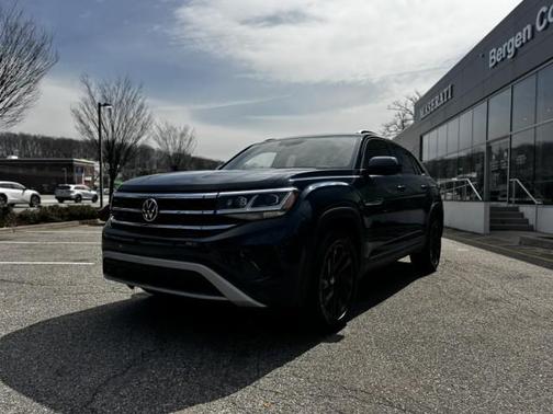 2022 Volkswagen Atlas Cross Sport 3.6L V6 SE w/Technology