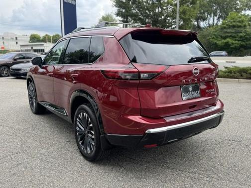 2025 Nissan Rogue Platinum
