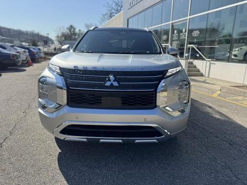 2025 Mitsubishi Outlander PHEV SEL