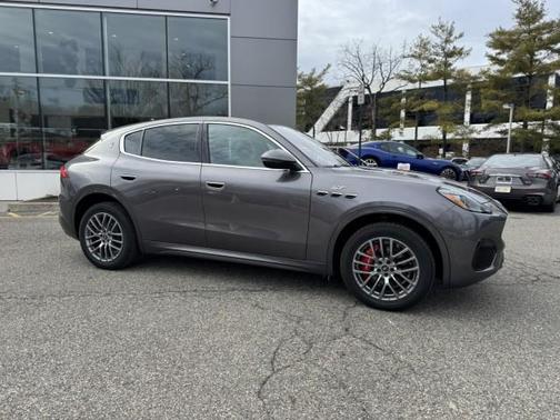 2024 Maserati Grecale GT ~ Driver Assistance Package & Cold Weather Package
