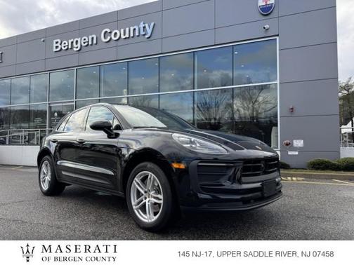 2024 Porsche Macan ~ PREMIUM PLUS PACKAGE !! ONLY 8500 MILES !!!