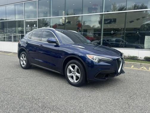 2018 Alfa Romeo Stelvio Base